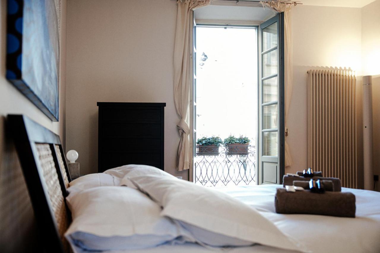 Ferienwohnung La Finestra Sul Duomo - The House Of Travelers Como Exterior foto