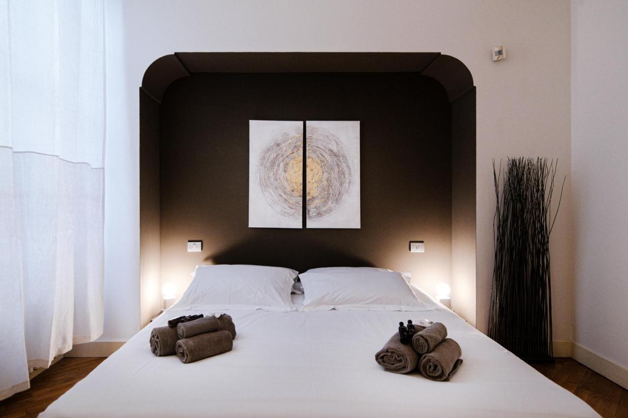Ferienwohnung La Finestra Sul Duomo - The House Of Travelers Como Exterior foto