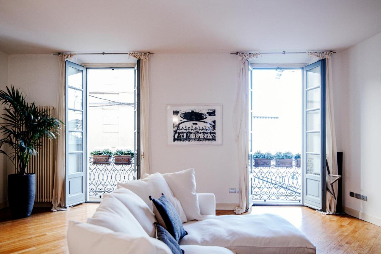 Ferienwohnung La Finestra Sul Duomo - The House Of Travelers Como Exterior foto