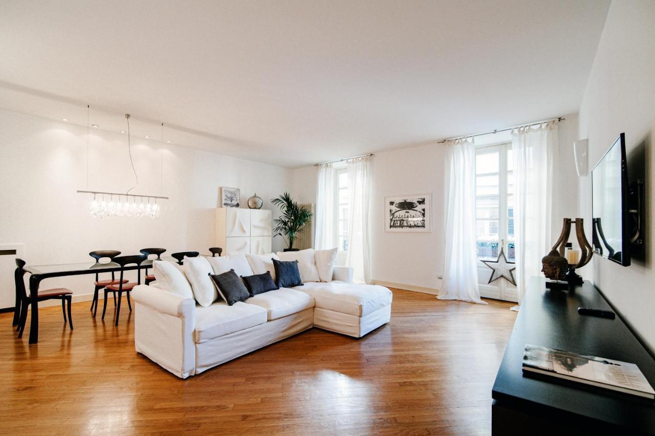Ferienwohnung La Finestra Sul Duomo - The House Of Travelers Como Exterior foto